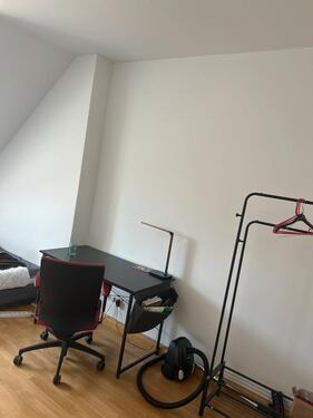 Foto - Zimmer frei für 6 Monaten - 600,00 EUR Kaltmiete,