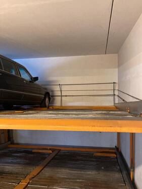 Foto - Garage Stellplatz Auto Parkplatz mieten