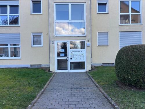 Foto - Schöne frisch renovierte 2-Zimmer Wohnung