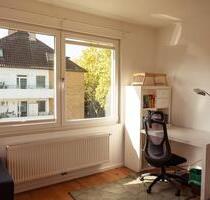 Lichtdurchflutete Traumwohnung Voll möbliert, Süd-Balkon Ruhig - Düsseldorf Düsseltal