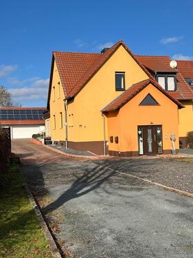 Foto - MehrgenerationshausZweifamilienhaus mit Nebengebäude(Garagen)