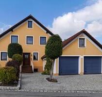 PRIVATVERKAUF Gepflegtes Einfamilienhaus mit schönem Garten - Beratzhausen