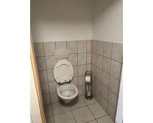 Ebenerdige Einraumwohnung - 300,00&nbsp;EUR Kaltmiete, ca.&nbsp; 35,00&nbsp;m&sup2; in Gräfenhainichen (PLZ: 06772) Zschornewitz