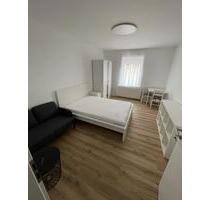 Möbliertes WG Zimmer in 3er WG - 700,00&nbsp;EUR Kaltmiete, ca.&nbsp; 16,00&nbsp;m&sup2; in Stuttgart (PLZ: 70190) Stuttgart-Ost