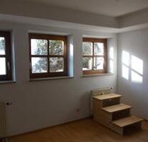 Helle 3 Zimmer Wohnung Souterrain mit Terrasse - Pocking