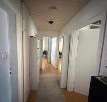 Helle 3-Zimmer-Wohnung mit Einbauküche in Stuttgart-Zuffenhausen