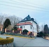 Haus Villa Stil nähe Hof zu vermieten Schnäppchen Preis !
