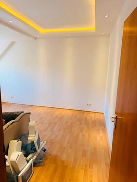 Foto - 3 Zimmer Dachgeschoßwohnung zur Miete in Schiffweiler