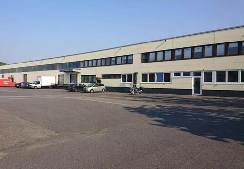Foto - Lagerfläche 460 m2 + 100 m2 Bürofläche, ab sofort