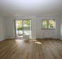 + Kaarst - Büttgen + renoviert + ca. 59 m² + 1. OG. + 2 Balkone + 1 Schlafzimmer + 2 Tiefgaragenstellplätze (Duplex) +