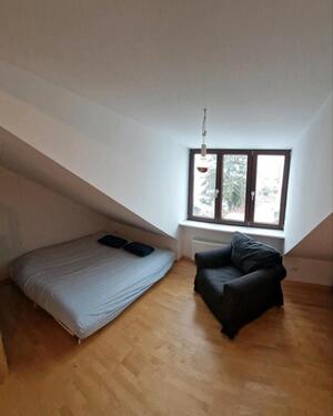 Foto - 1 Zimmer Dachgeschoßwohnung zur Miete in München