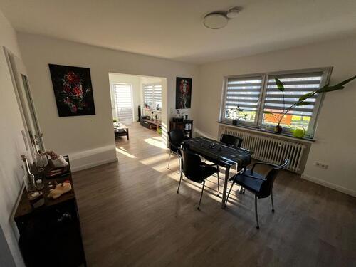 Foto - Helle 3-4 Zimmer Wohnung , Küche, Bad, Balkon