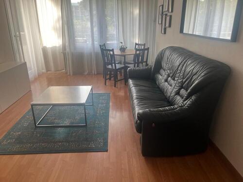 Foto - Wohnung zum mieten in Sindelfingen, Warm Miete 1.100 € pro Monat.