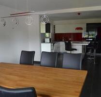 Etagenverkauf - 400.000,00&nbsp;EUR Kaufpreis, ca.&nbsp; 265,00&nbsp;m&sup2; in Lahntal (PLZ: 35094)