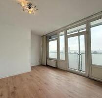 Helle. frisch sanierte 2-Zimmer Wochung mit großzügigem Balkon - Philippsburg