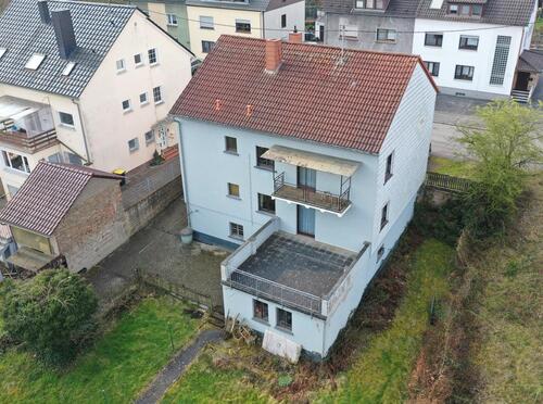 Foto - 8 Zimmer Mehrfamilienhaus, Wohnhaus zum Kaufen in Völklingen