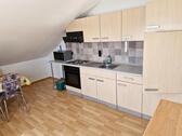Foto - Kleine möblierte Wohnung (1.OG) in 73479 Röhlingen (BJ 1983).