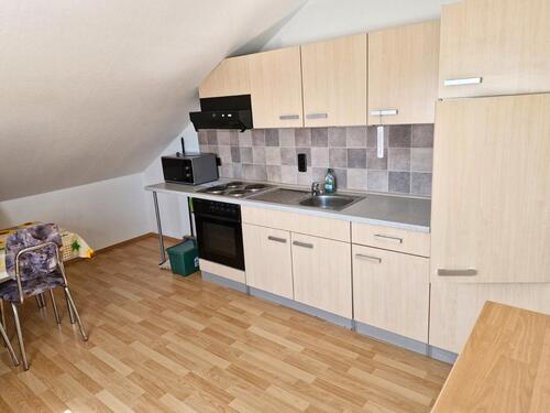 Foto - Kleine möblierte Wohnung (1.OG) in 73479 Röhlingen (BJ 1983).