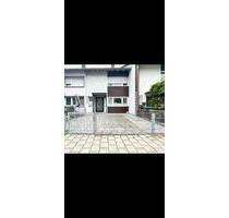 RHEINMITTELHAUS MIT GARAGE IN AUDI NÄHE - Ingolstadt Südost