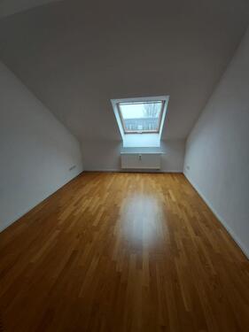 Foto - Helle 2-Zimmer-DG in Alt-Lindenau m. Klimaanlage