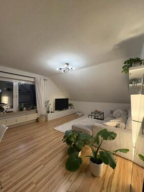 Foto - Nachmieter für Dachgeschoss Wohnung