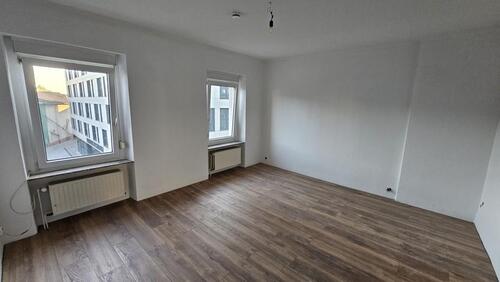 Foto - 5 Zimmer-Wohnung komplett renoviert mit Einbauküche