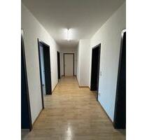4-Zimmerwohnung Bad Oldesloe - 1.300,00&nbsp;EUR Kaltmiete, ca.&nbsp; 90,00&nbsp;m&sup2; in Bad Oldesloe (PLZ: 23843)