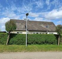Einfamilienhaus mit großem Garten und viel Nebengelass - Lützow