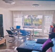 Sonnige und ruhige 3,5 Zimmer in Marbach am Neckar.