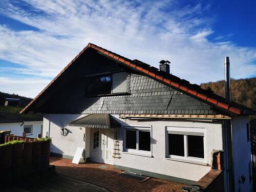 Foto - Einfamilienhaus mit Einliegerwohnung