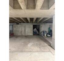 Großer Tiefgaragenstellplatz nahe BMW Welt & Luitpoldpark - München Am Riesenfeld