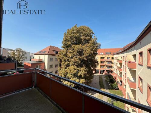 Foto - Gemütliche 3-Raumwohnung mit 2 Balkonen – Ihr Zuhause in Stadtfeld Ost