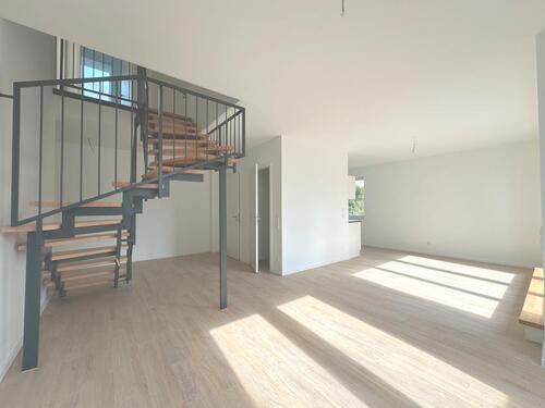 Foto - 5 Zimmer Dachgeschoßwohnung zur Miete in Stapelfeld