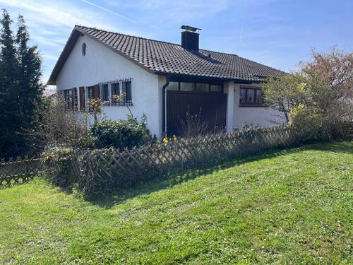 Foto - Einfamilienhaus mit Traum-Aussicht & großem Garten
