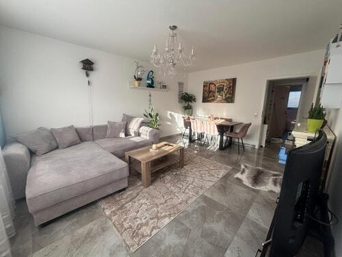 Foto - Charmante 3-Zimmer-Wohnung – voll renoviert und modern gestaltet