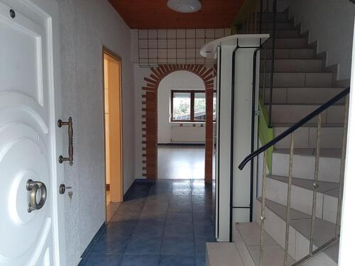 Foto - Doppelhaushälfte zu vermieten - 576,00 EUR Kaltmiete, ca.  80,00 m²