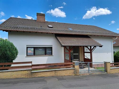 Foto - Schön ruhig gelegenes Wohnhaus mit drei separaten Wohneinheiten