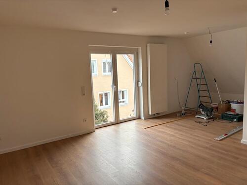 Foto - Dachgeschoßwohnung in Roth zur Miete