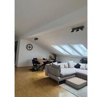 ***Stilvolle 4 Zimmerwohnung mit zwei Balkonen - universitätsnah in Ziegetsdorf*** - Regensburg Ganghofersiedlung