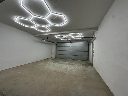 Foto - Garage Werkstatt Lagerraum Abstellplatz Halle Aufbereitung mieten