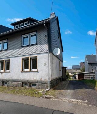 Foto - 6 Zimmer Mehrfamilienhaus, Wohnhaus zum Kaufen in Neuhaus am Rennweg