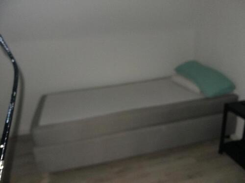 Foto - 1 Zimmer Dachgeschoßwohnung zur Miete in Gießen