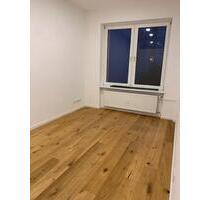 Tolle 2-ZW mit EBK und Balkon in Sachsenhausen! - Frankfurt am Main