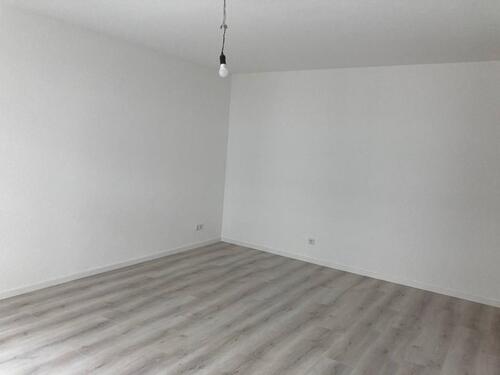 Foto - Renovierte 3 Zimmer Wohnung mit Balkon Nähe Rathenauplatz