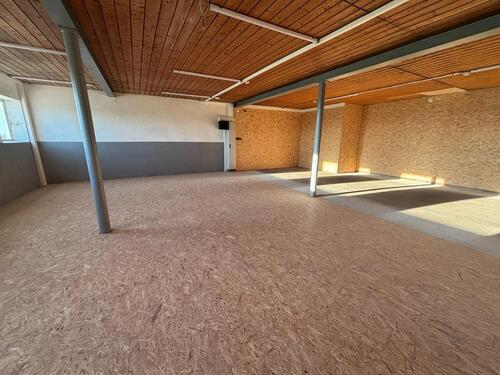 Foto - Lager, Stellplatz, Lagerfläche im EG zu vermieten. 40 qm