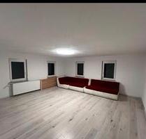 Wohnung zum vermieten - 850,00&nbsp;EUR Kaltmiete, ca.&nbsp; 125,00&nbsp;m&sup2; in Bad Buchau (PLZ: 88422)