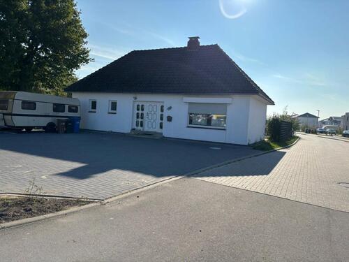 Foto - Haus in Berne zu vermieten - 1.300,00 EUR Kaltmiete,