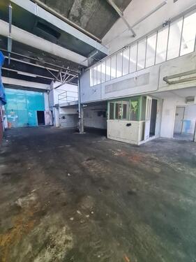 Foto - ZU VERMIETEN Gewerbehalle Lagerfläche Werkstatt 330m²