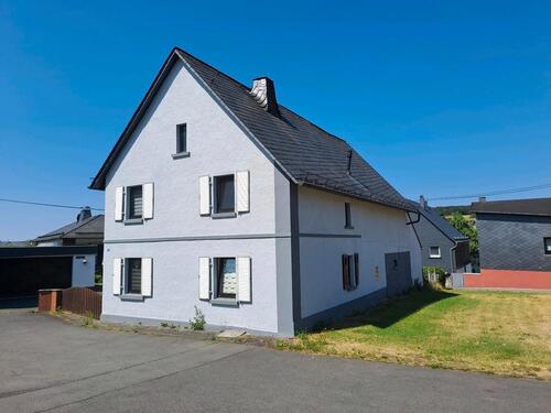 Foto - Einfamilienhaus in Hellenhahn-Schellenberg