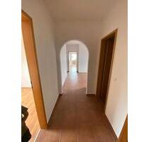 4 Zimmer Dachgeschoßwohnung in Biebelried sofort frei - Kitzingen